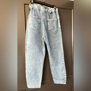 ZARA JEANS Elastic and button zipper cinched waist jean